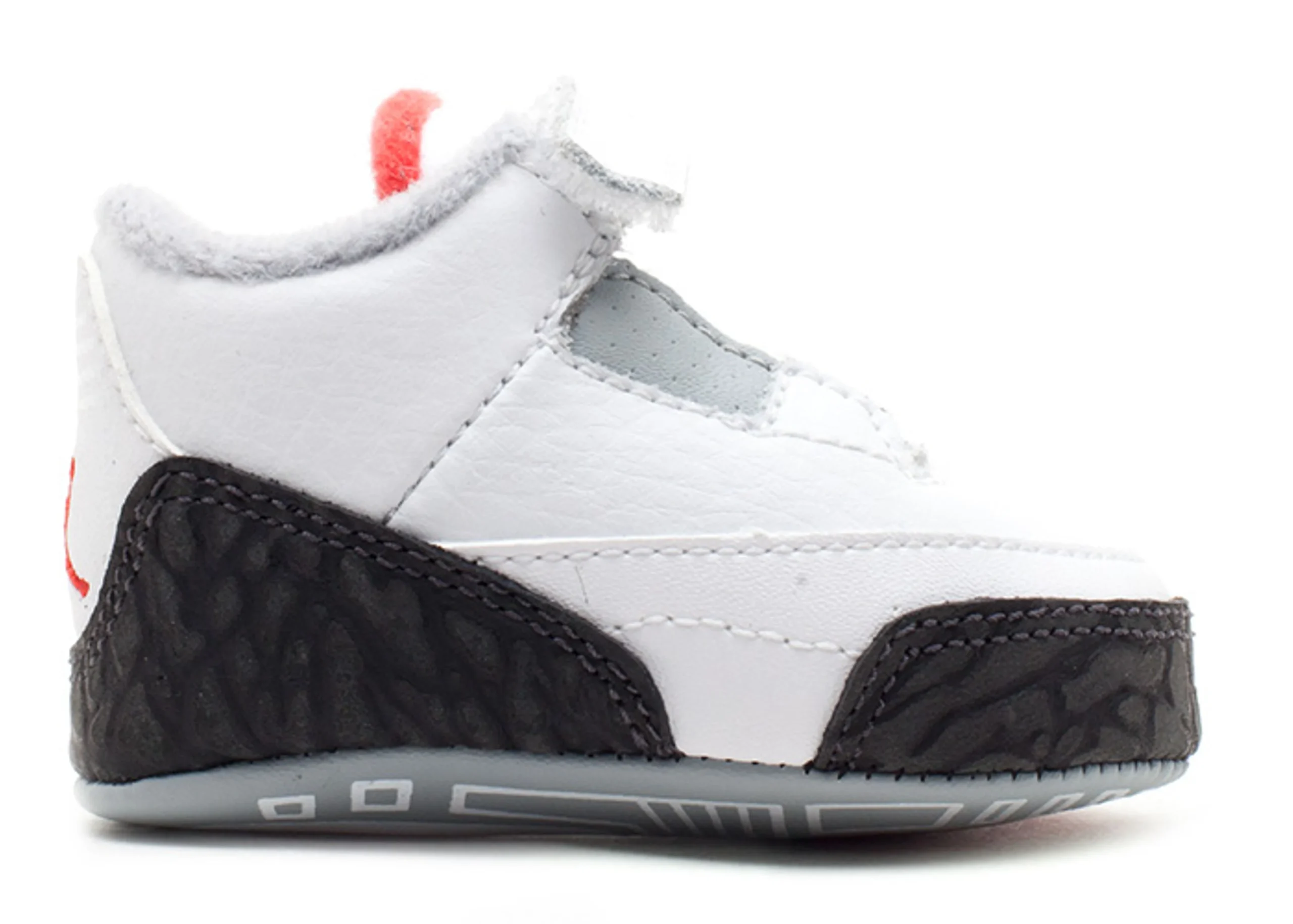Jordan 3 Retro CB 'Fire Red'