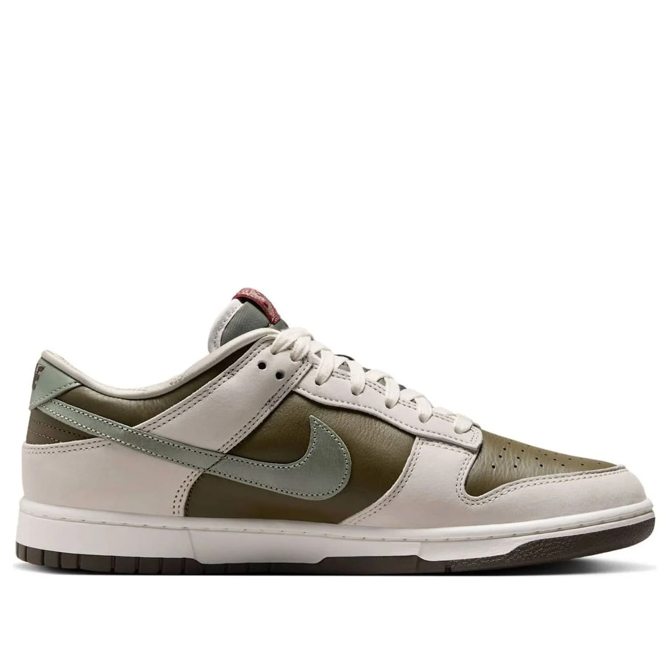 Nike Dunk Low ‘Year of the Snake’ HV5980-231