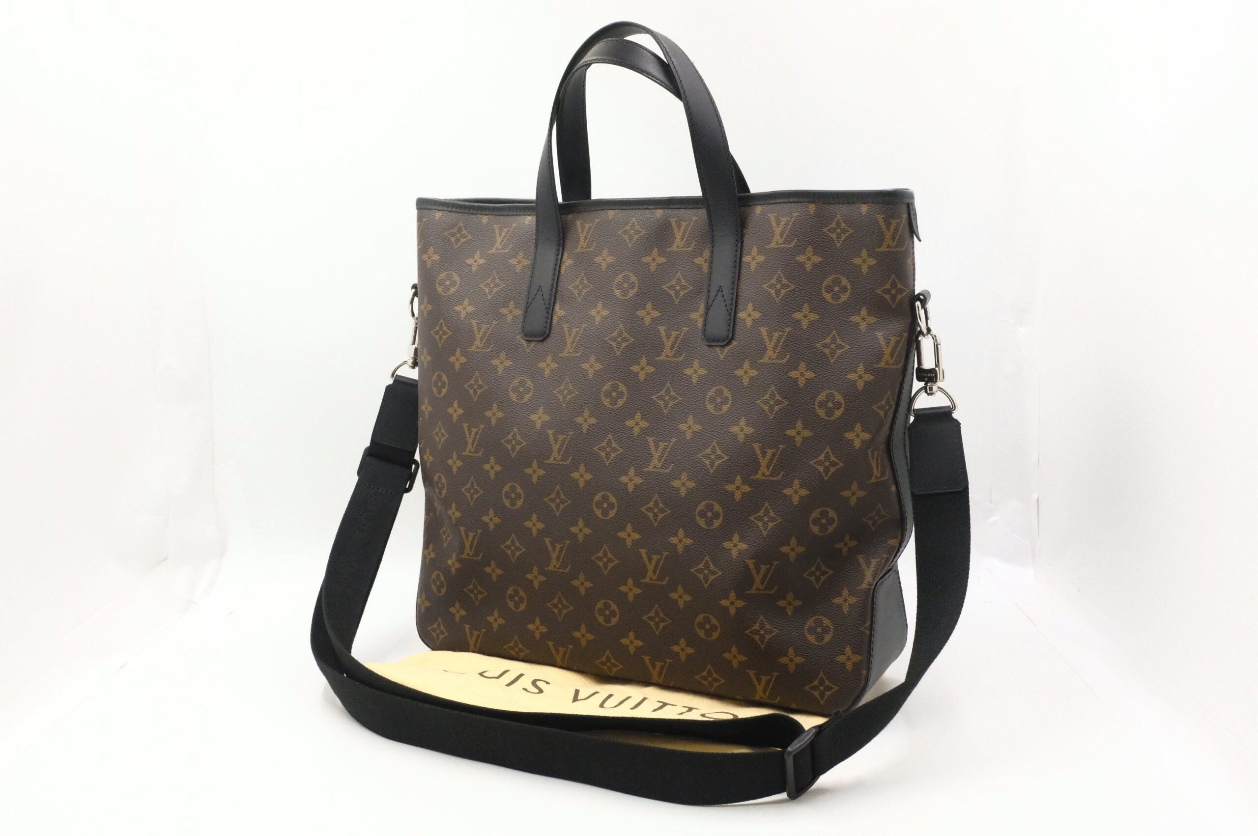Louis Vuitton Davis in Macassar Monogram Canvas